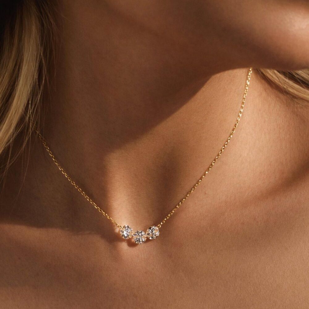 "Adeena" Swarovski Crystal Necklace - Picture 1 of 4